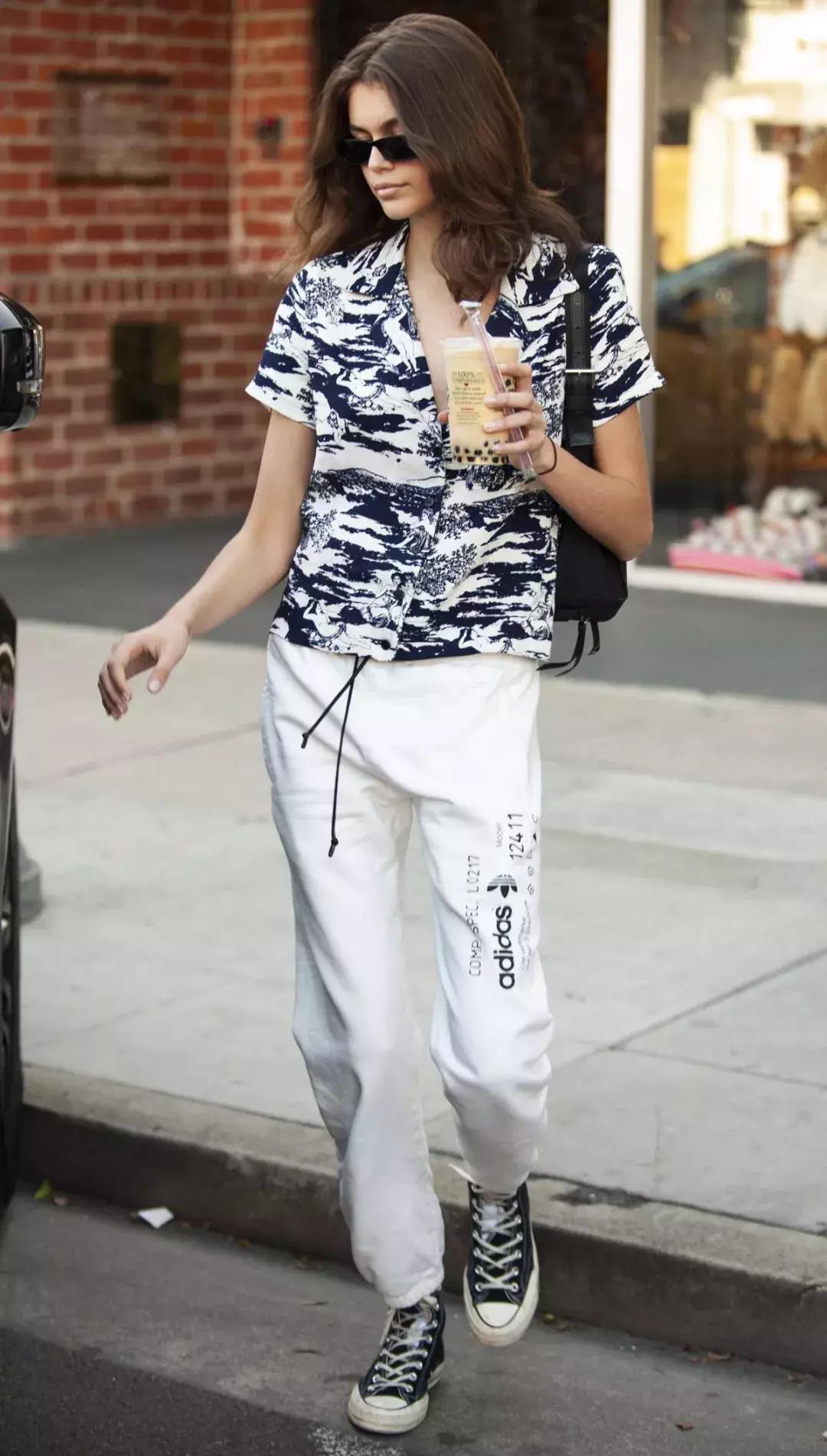 你排队摇号才能买到的匡威，娜比、泫雅和超模Gaia有50多双！