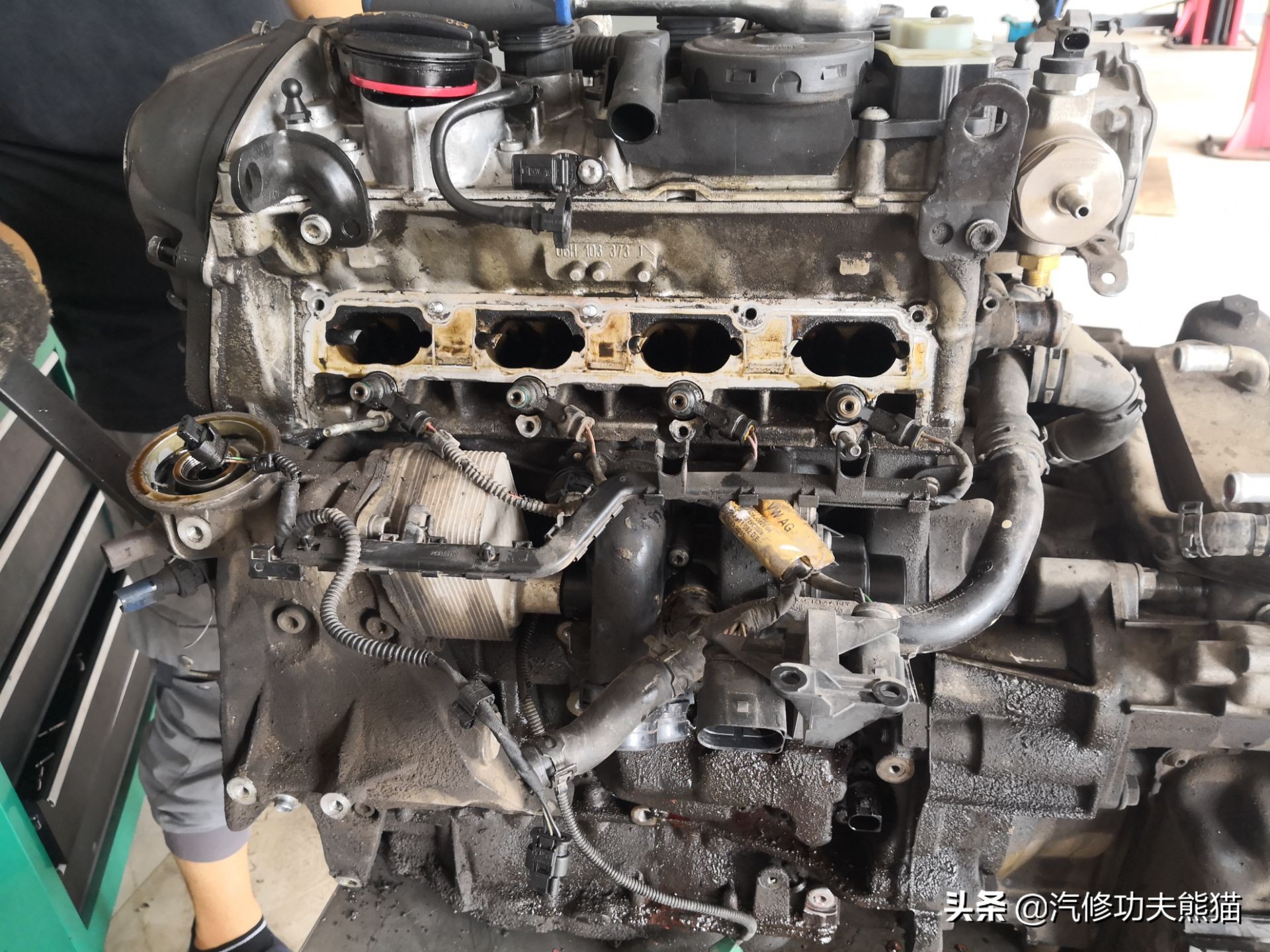 大众夏朗烧机油维修汕头,夏朗烧机油大修多少钱