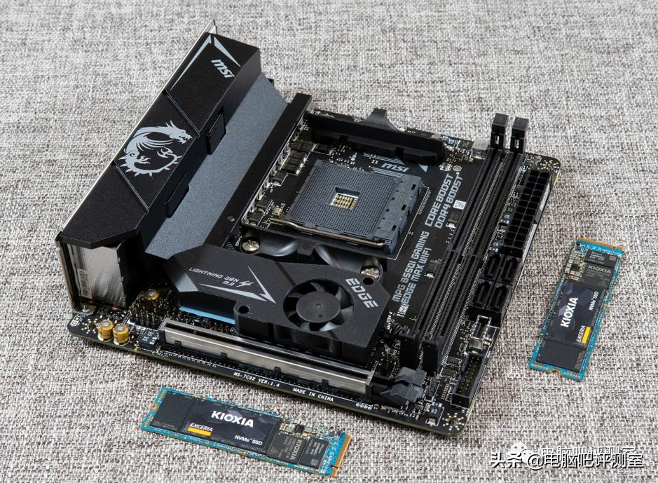 给妹妹买6000多的苹果手机,搭配一台5600xt主机