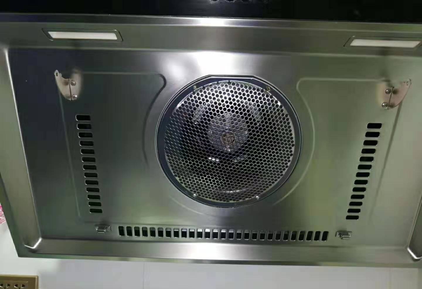 美的油烟机按键失灵怎么回事,巧夫人油烟机按键失灵怎么办