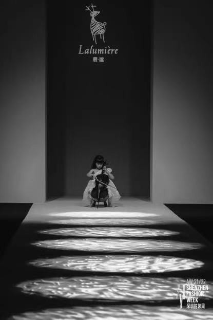 巴洛克风格的童装,童装巴洛克风格