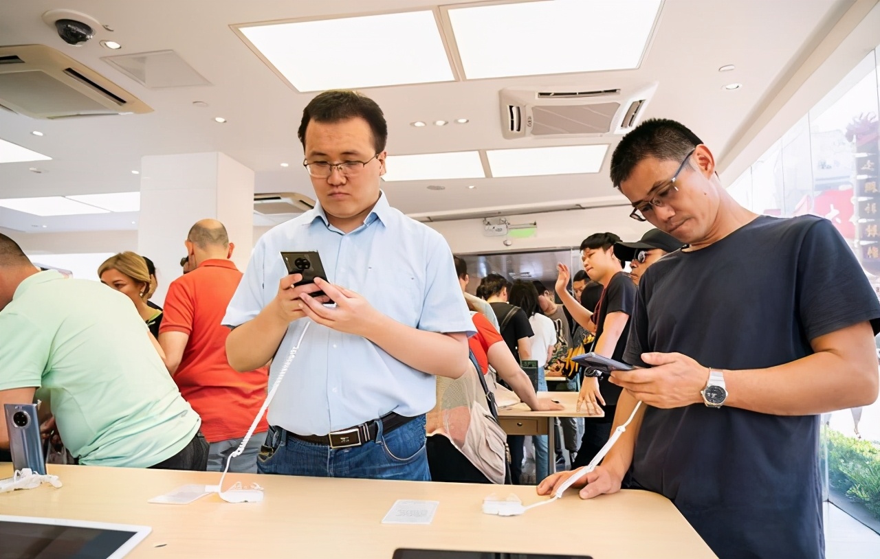 为什么wifi满格信号4g但网速很慢,手机4g信号满格却很慢是怎么回事