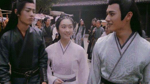 看完笑岔气，今年夏天国产最佳