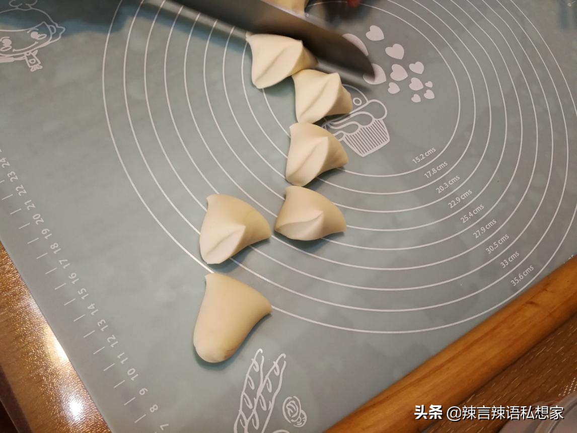 辣萝卜怎么包包子好吃,萝卜馅饺子怎么去除萝卜的味道