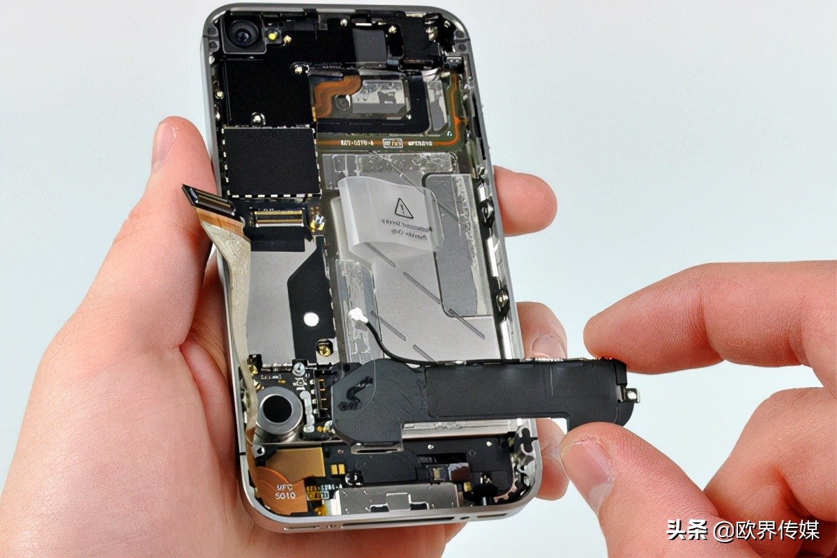 欧界丨旧iPhone都去哪儿了？翻新后飘洋过海到印度和非洲