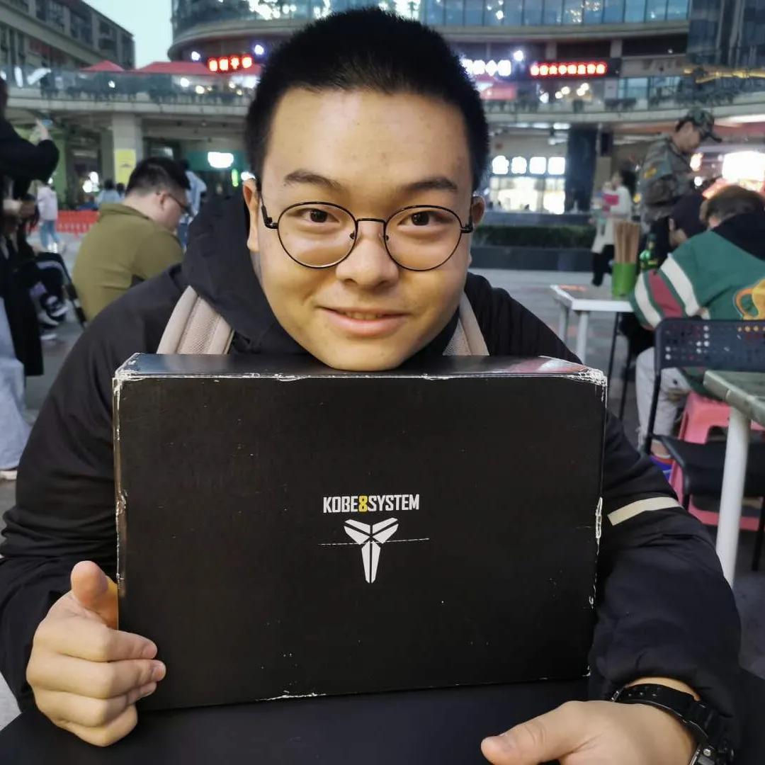 铭眼看手稿|UnderArmourEmbiid1