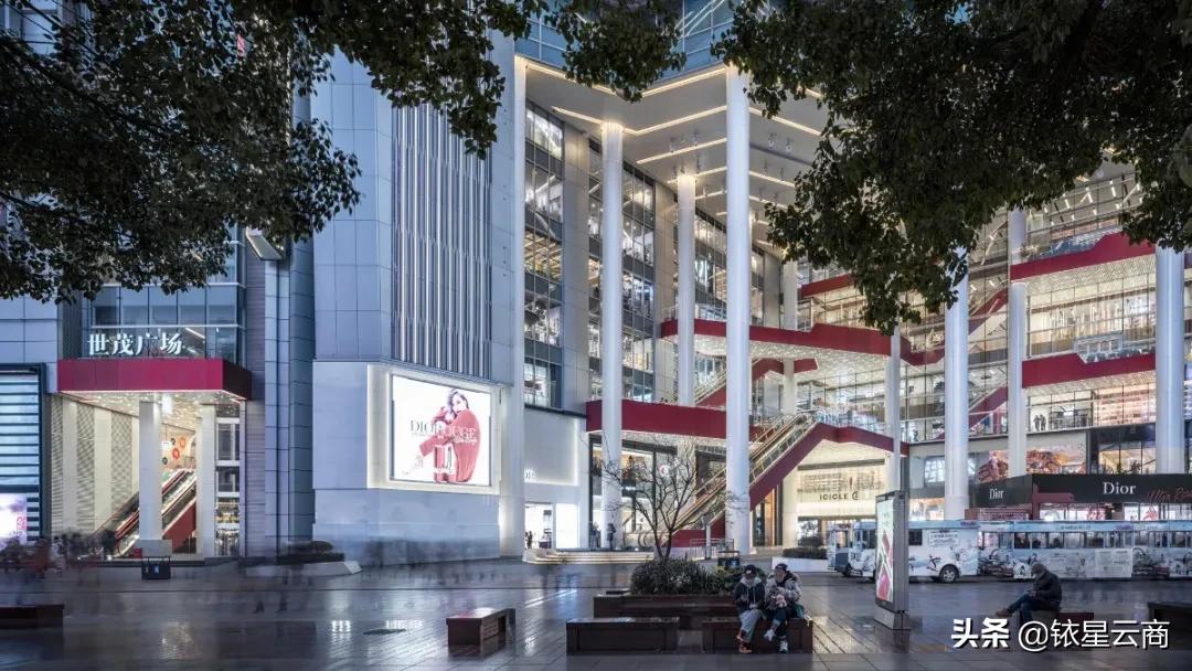 超级文和友深圳开业排队,深圳超级文和友开业大排长龙