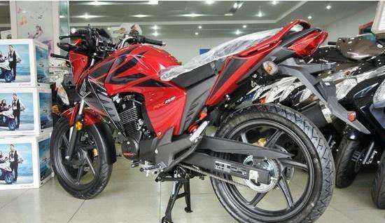 五羊本田彪影150和幻影150区别,五羊本田幻影水冷150什么时候上市