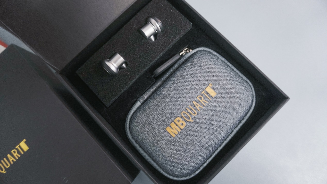 平头塞的通透好声，德*歌国**德MB500有线耳机开箱评测