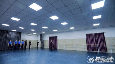 娶舞蹈生为妻是一种什么体验,对象男是舞蹈生是种什么样的体验