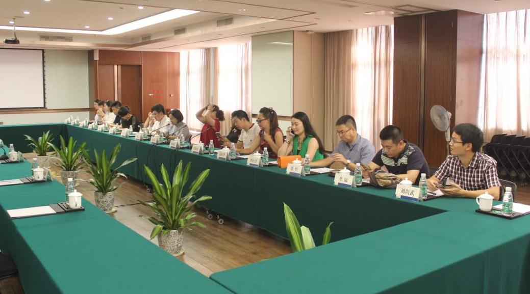 如何经营好定制家具店面,定制家具店面运营模式