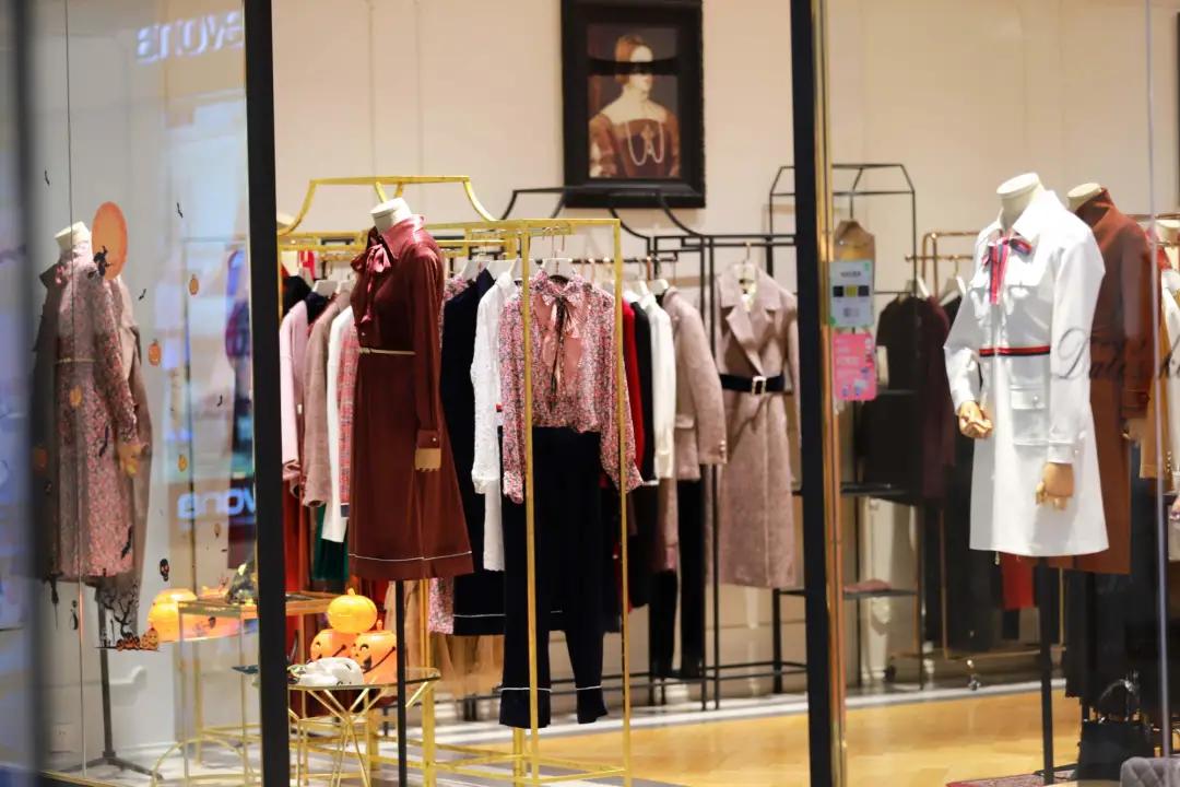 真的！“薅羊毛大师”0元薅下7900元的新衣服，直到后悔