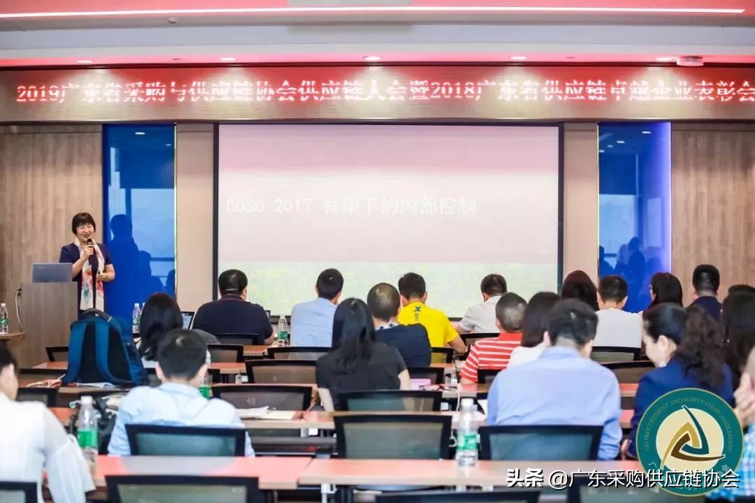 热烈祝贺集团年会圆满成功,热烈祝贺首届电商发展大会