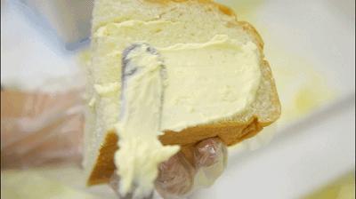 为了吃这个包包，排了80米长队！