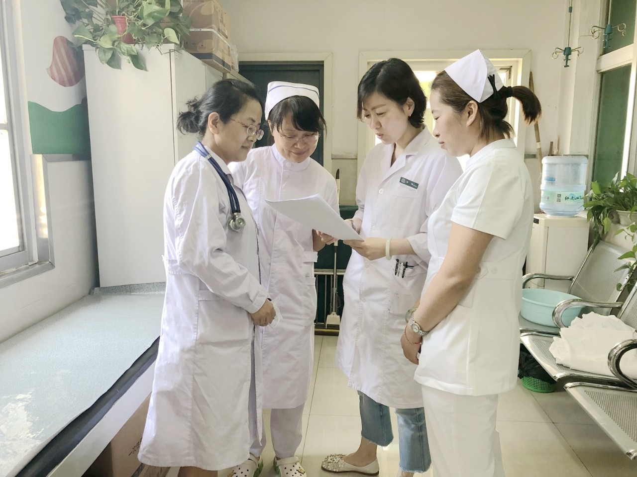 小孩输液过敏晚上加重,12岁孩子输液过敏起疙瘩