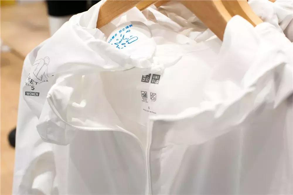 优衣库上新2019秋冬,跟代购微商说再见