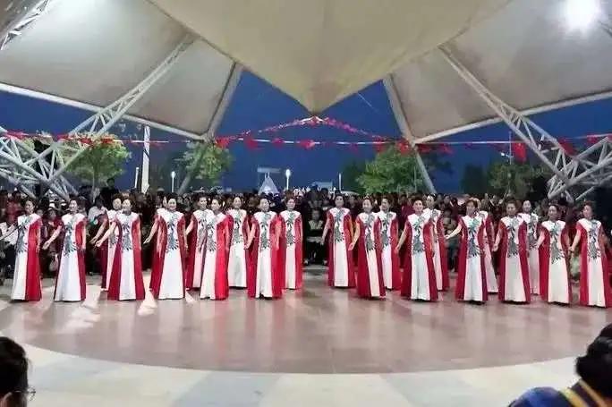 现实的乳山市银滩,乳山银滩是真的吗