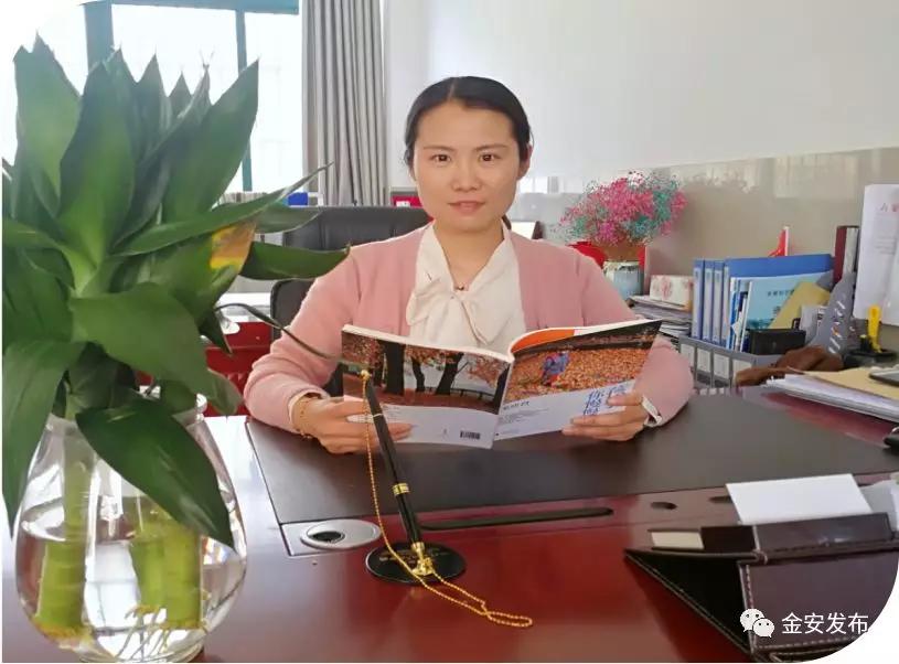 杨德凤老师,六安人民路小学东校校长杨德凤