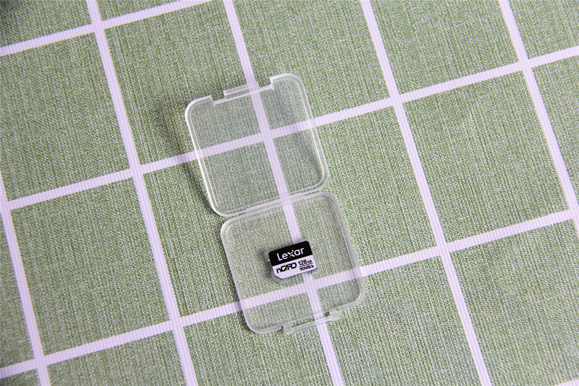 华为手机用雷克沙内存卡怎么样,华为nm卡和雷克沙存储卡哪个好