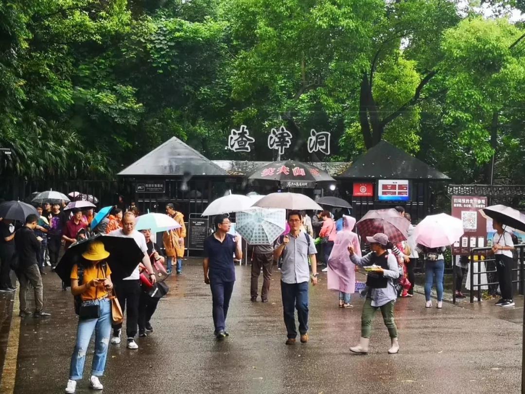 世纪悦途千户苗寨,贵州省西江千户苗寨风情旅行