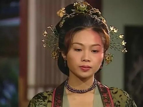 甘做22年*妇情**，从打工妹变女总裁，“黑道大嫂”陈妙瑛的逆袭人生