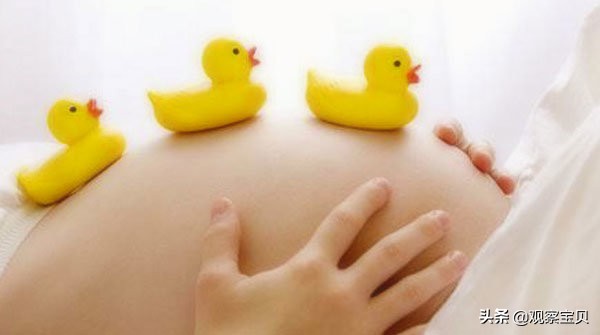 抚摸胎教,宝爸宝妈的爱抚