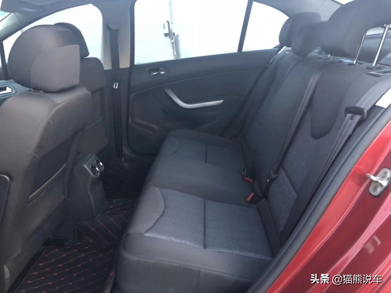 11年1.6的标致408,10年标致408手动挡二手车