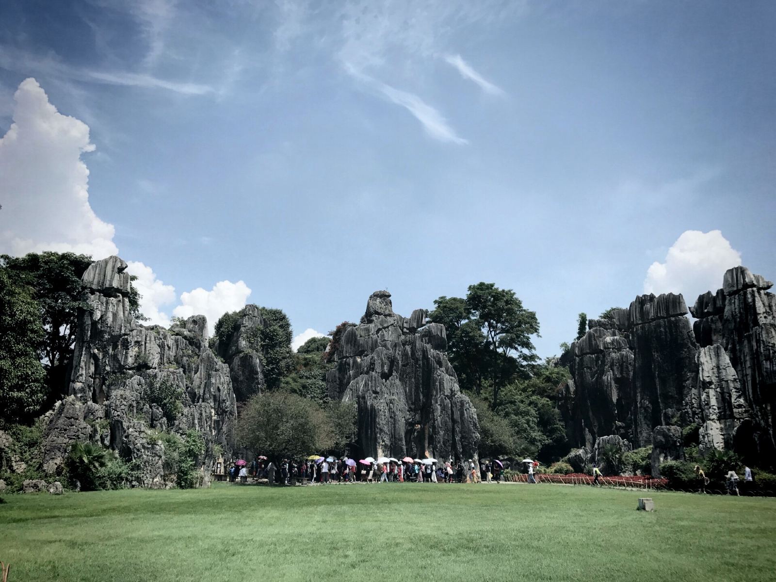 昆明有什么好玩的景点推荐一下,昆明有些什么好玩的景点推荐一下