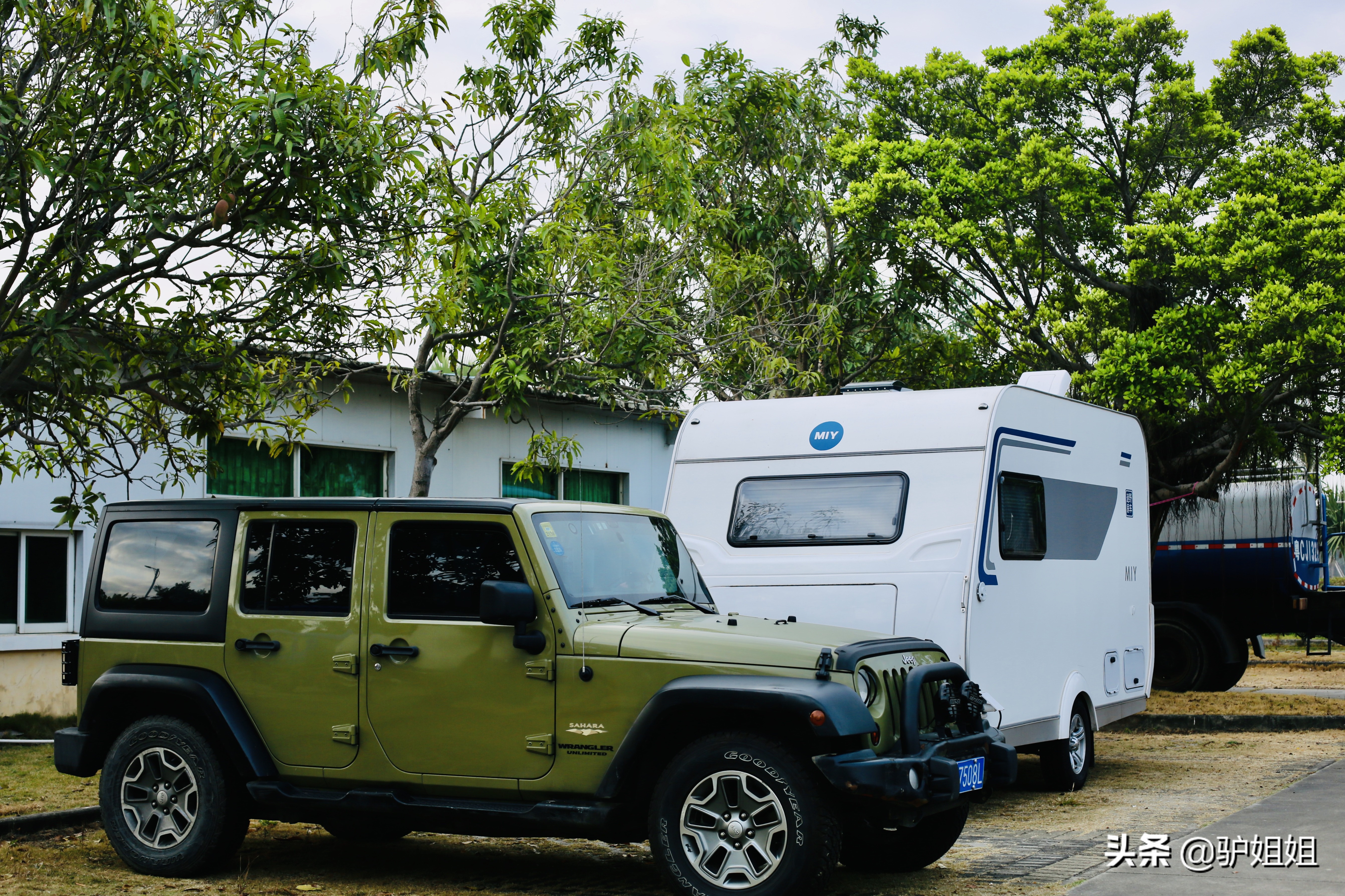 海泉湾，一对母女非常时期的避风港，泡温泉赏美景堪比世外桃源