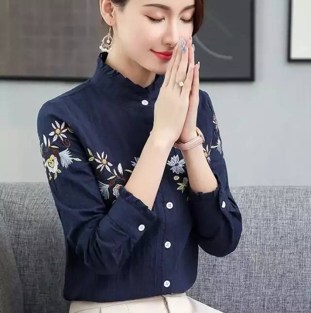 打死也不穿卫衣，也不买毛衣！今年小衫好美嫩，一不小心艳压群芳