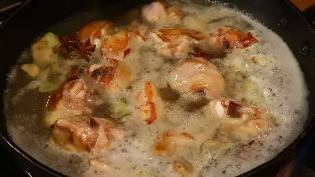 快速去除栗子内层皮,超级简单栗子鸡做法