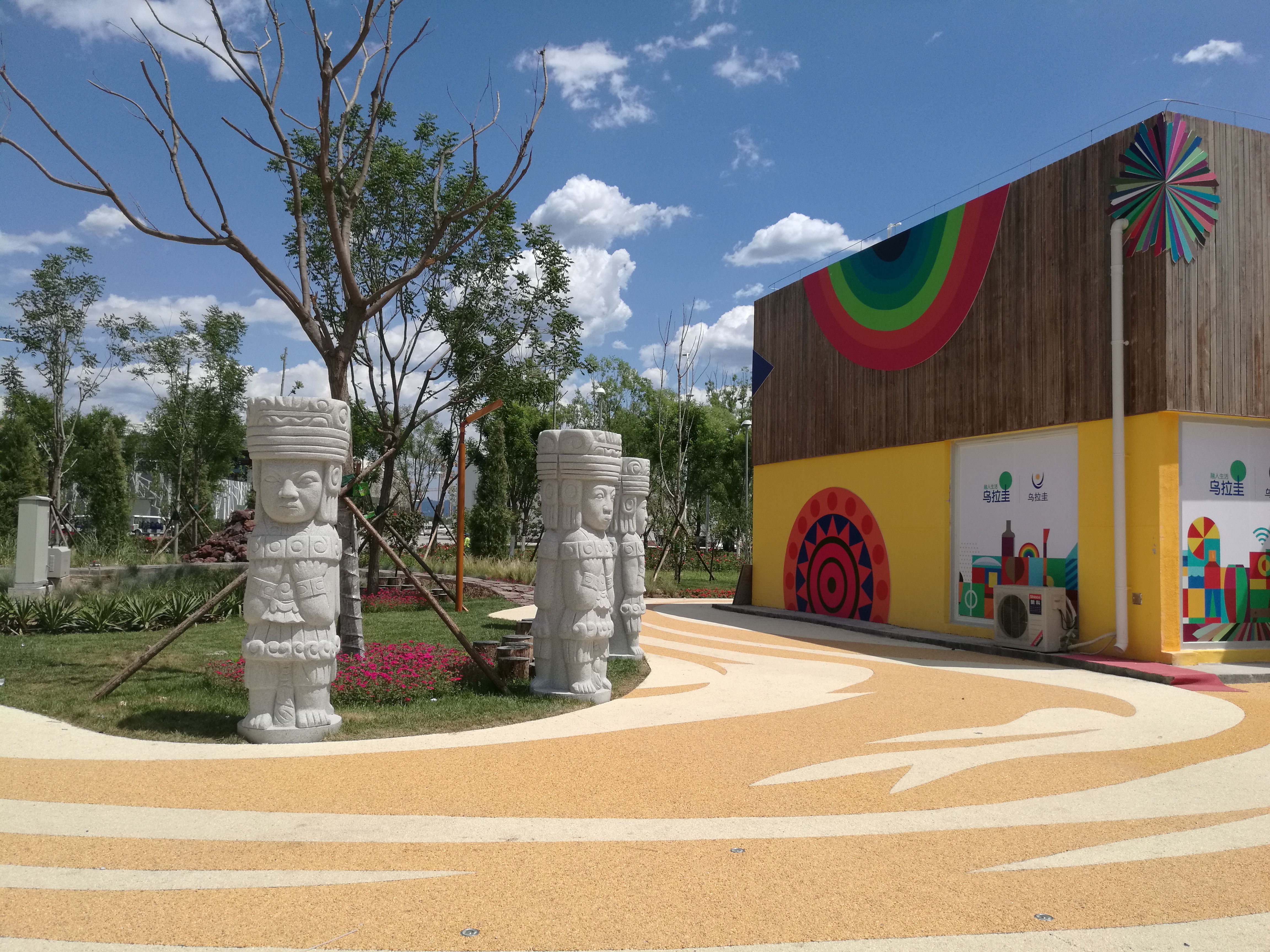 长城脚下的村庄的图片,长城脚下的美景