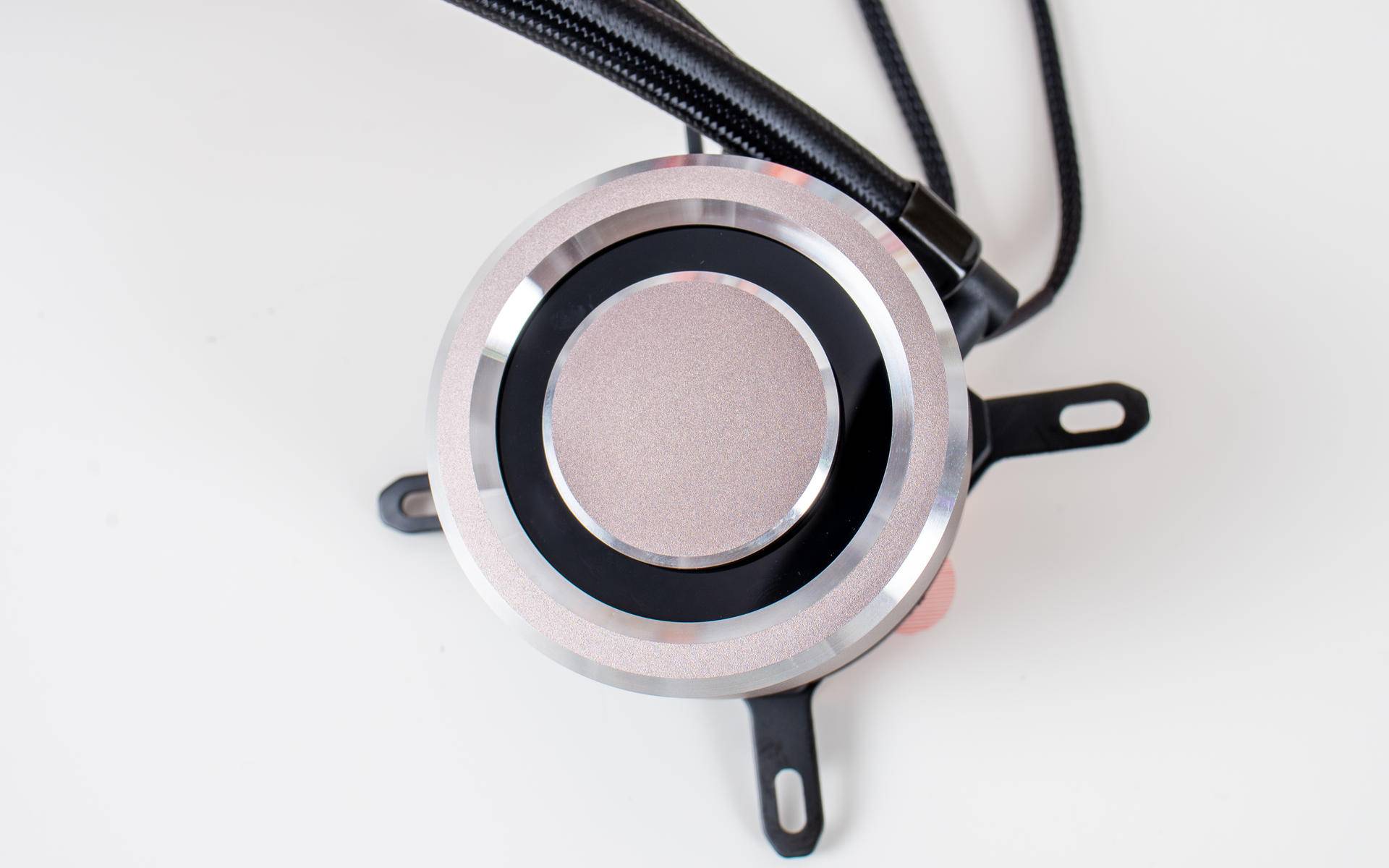 联力极圈二代lcd360水冷,联力极圈360水冷测评