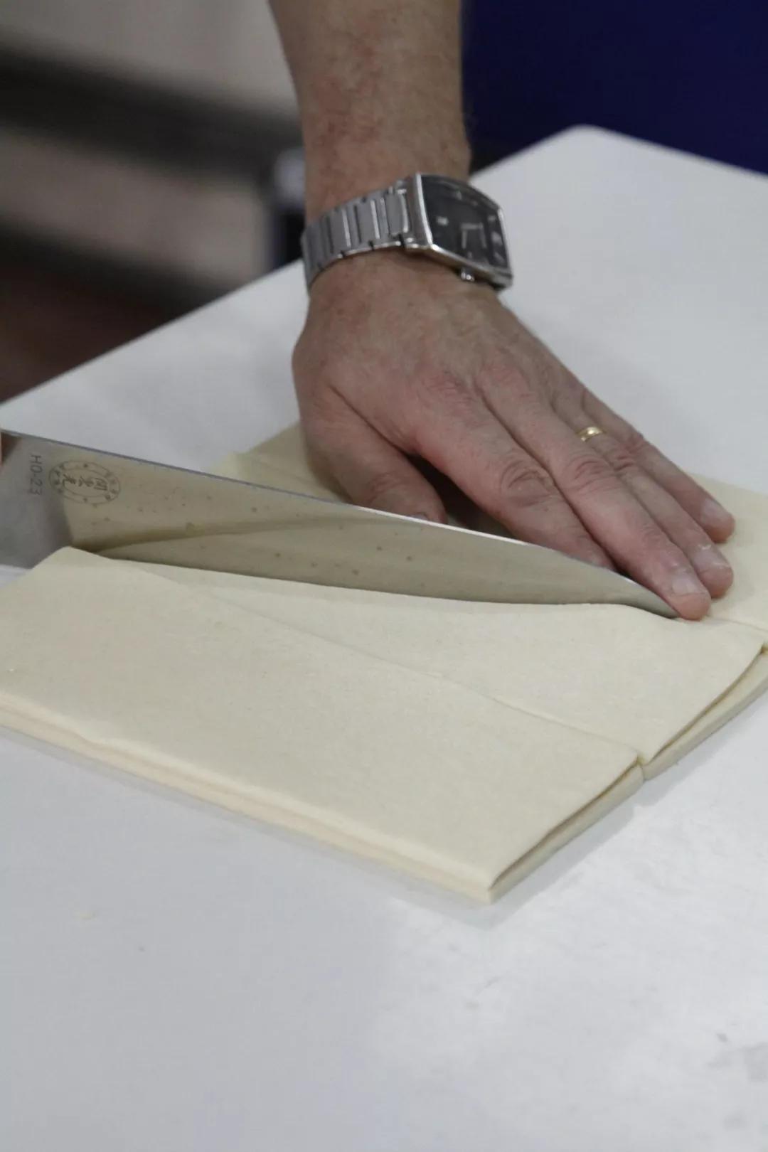 原味可颂面包制作视频,可颂面包靠谱配方