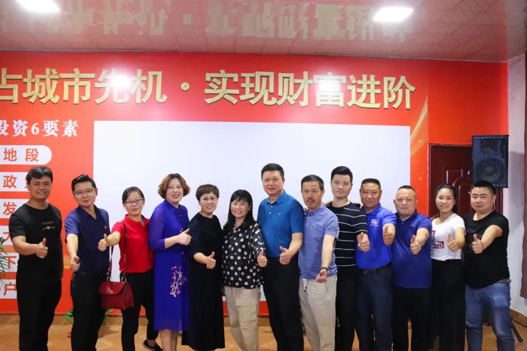 湖南哪吒咨询策划有限公司开业暨长沙湘江湾张家界城市展厅开放