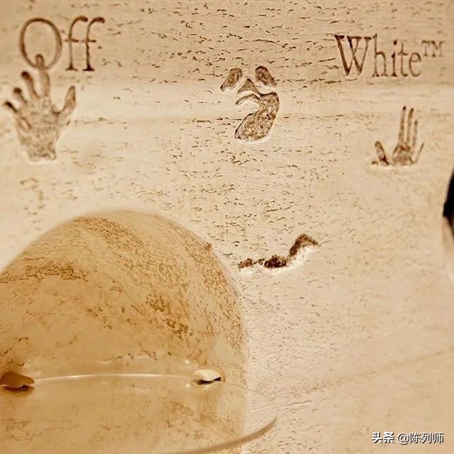offwhite风格,白色品牌陈列搭配
