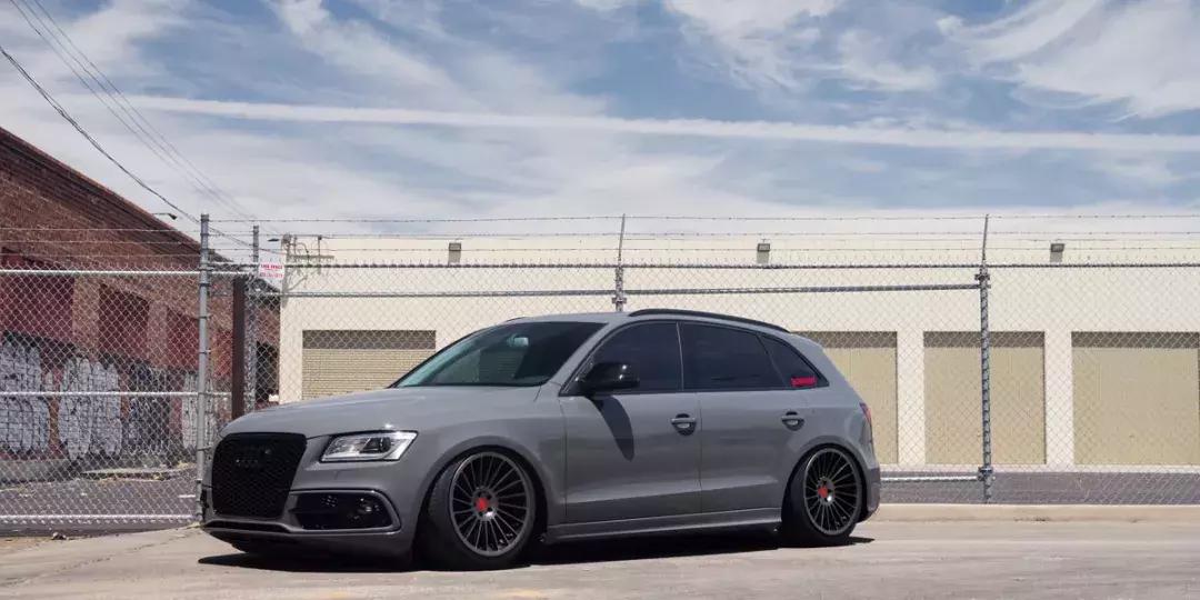 大片来袭！一台运动的“胖子”-奥迪Q5，改装后帅气姿态不输跑车