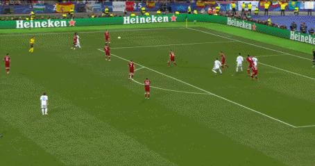 欧冠决赛齐达内c罗,欧足联颁奖典礼瓜迪奥拉