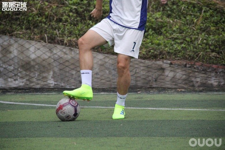 阿迪达斯nemeziz20测评,阿迪达斯nemeziz18高能套装