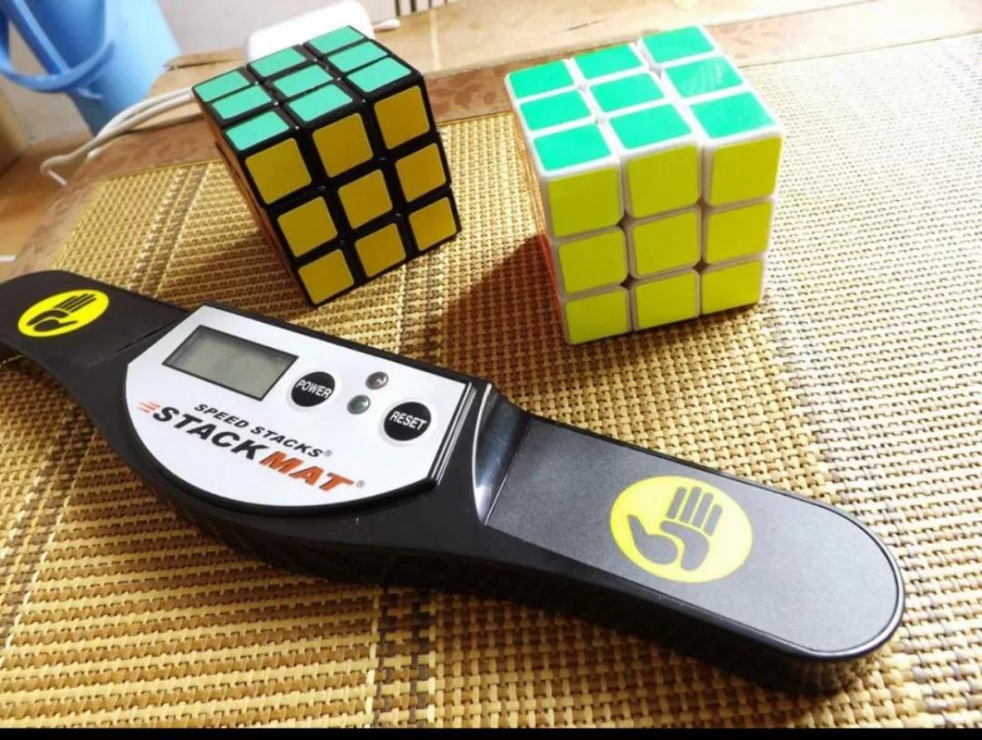 魔方高手提速手法技巧,魔方冠军教你玩魔方速拧