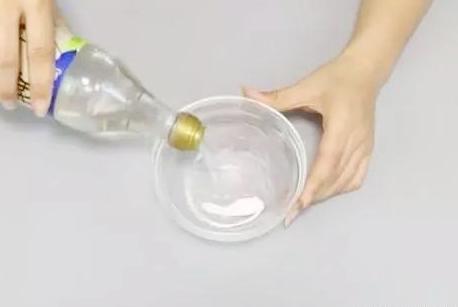 水龙头水渍怎么清理,水龙头水渍去除的最佳方法