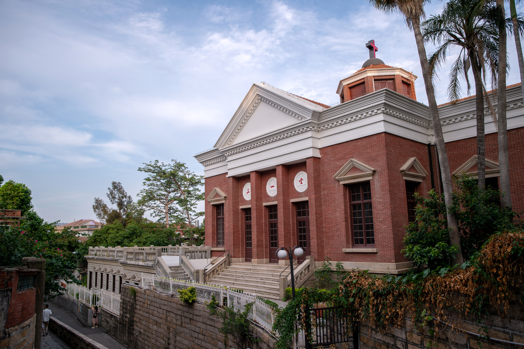鼓浪屿百年建筑群值得去吗,鼓浪屿万国博览馆值得去么