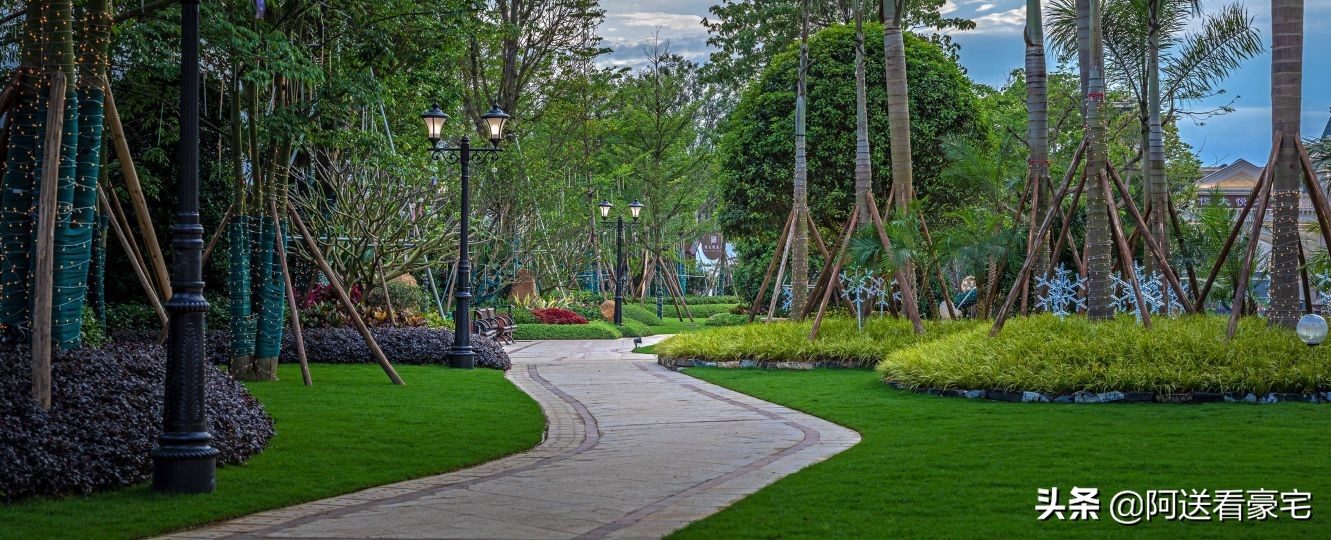 广州新地标网红打卡馆,最美球场震撼来袭广州恒大足球场