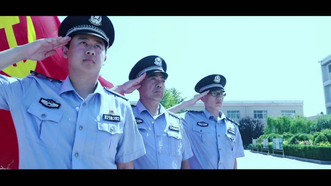 为什么选择在监狱工作的人生？他们不一样！【70年政法路】