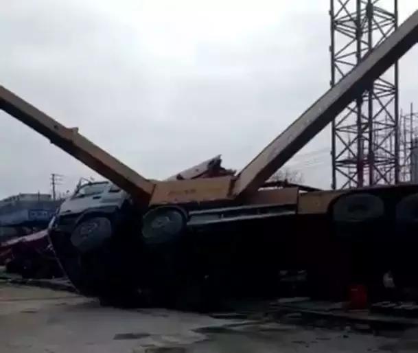 一个动作毁了一台车，如果你是老板，放心把车交给这位司机吗？