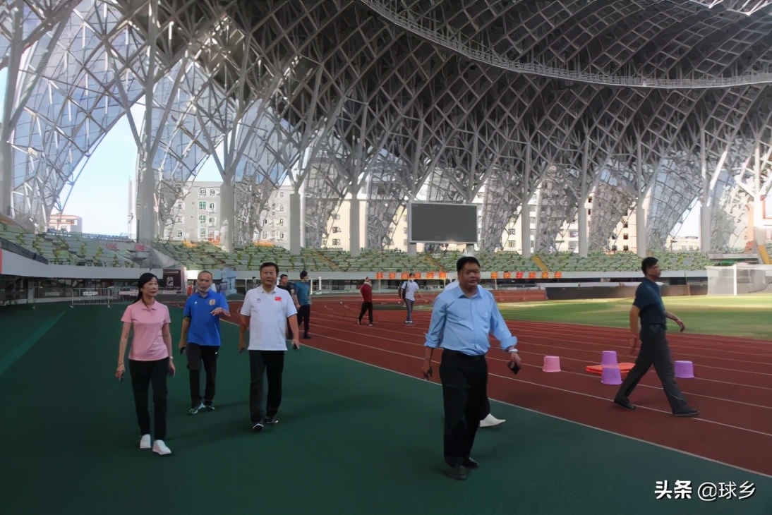 取经交流,拜访广州富力足球学校