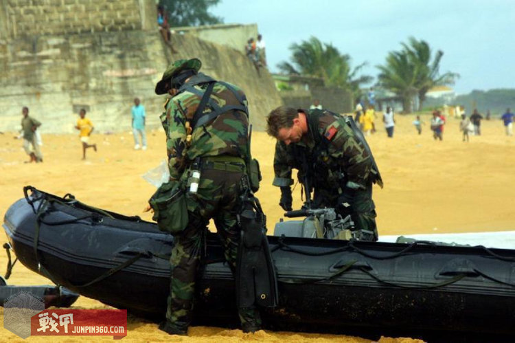 折腾九年,就拿出这点东西凑外拍?(上)