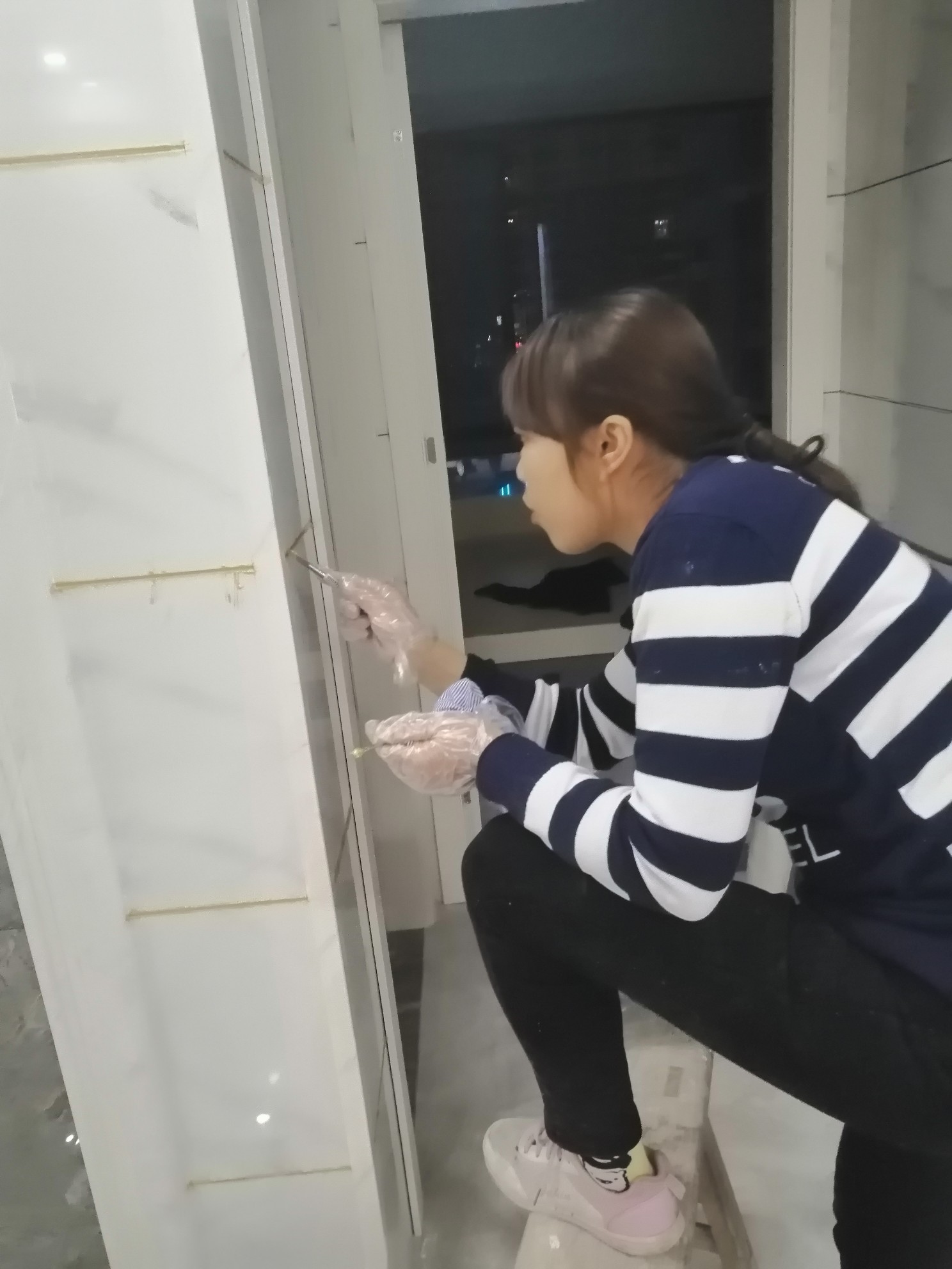 不怎么选择瓷砖建议做美缝的原因,瓷砖美缝怎么做最简单又合算