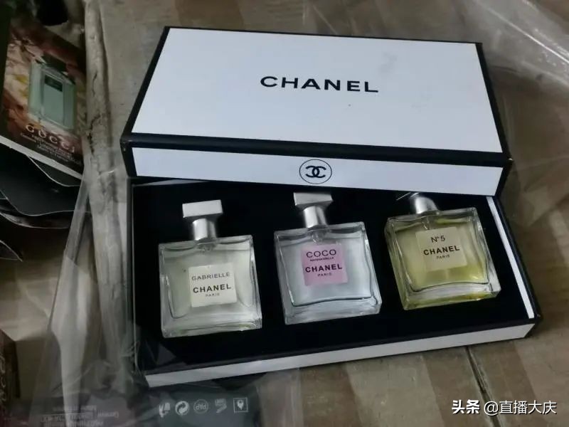 名牌香水小样怎样买便宜,大牌香水渠道便宜是真是假