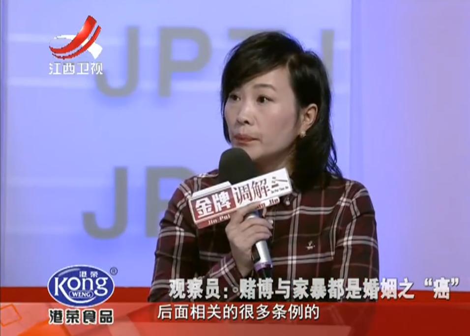 妻子多次背叛丈夫提离婚又不愿意,妻子背叛丈夫到底该不该离婚